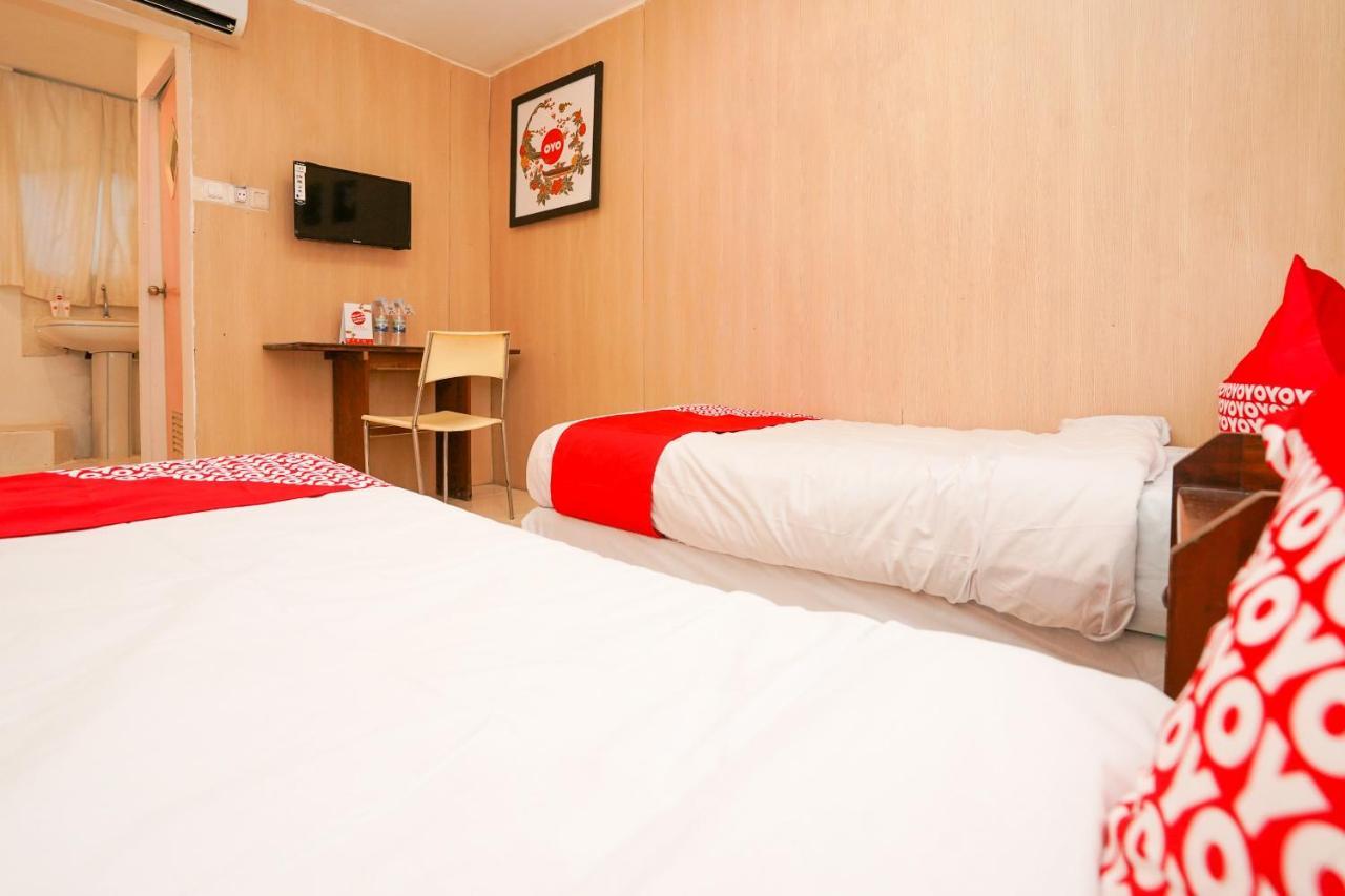 Super Oyo 710 Naomi Heritage Hotel Surabaya