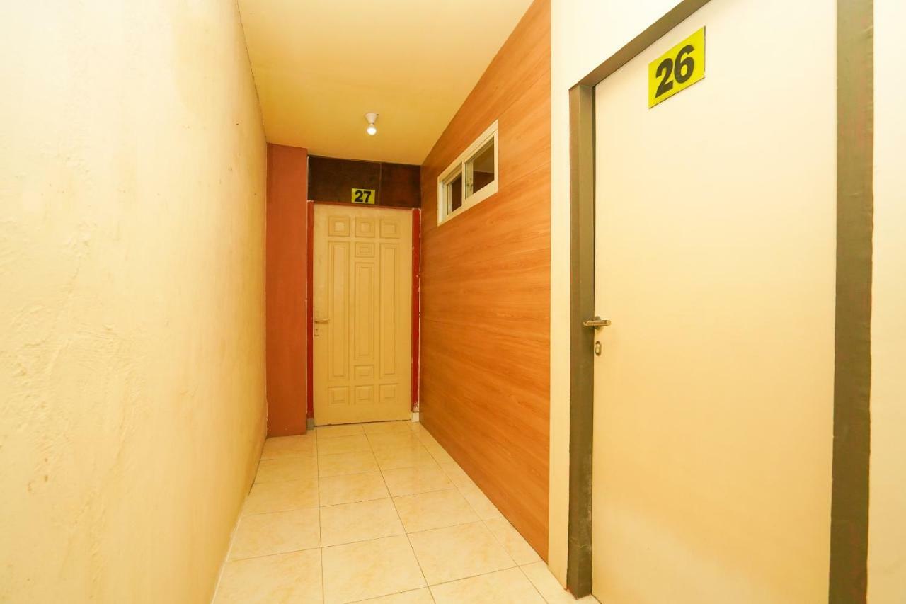 Hotel Super Oyo 710 Naomi Heritage Surabaya